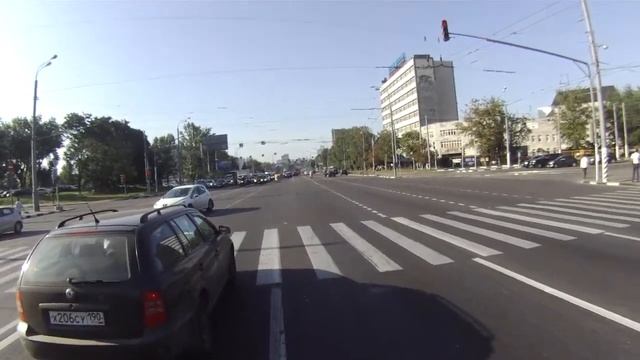 Скутерист на красный смотреть онлайн