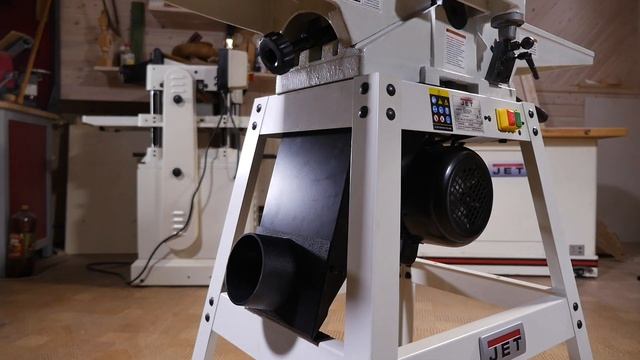 Обзор на доступные фуговальные станки JET JJ-6HH OS с валом HELICAL и JET JJ-6 OS с прямыми ножами смотреть онлайн