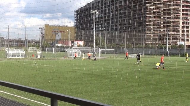 Гол голкипера Игната в ворота "Митино" смотреть онлайн