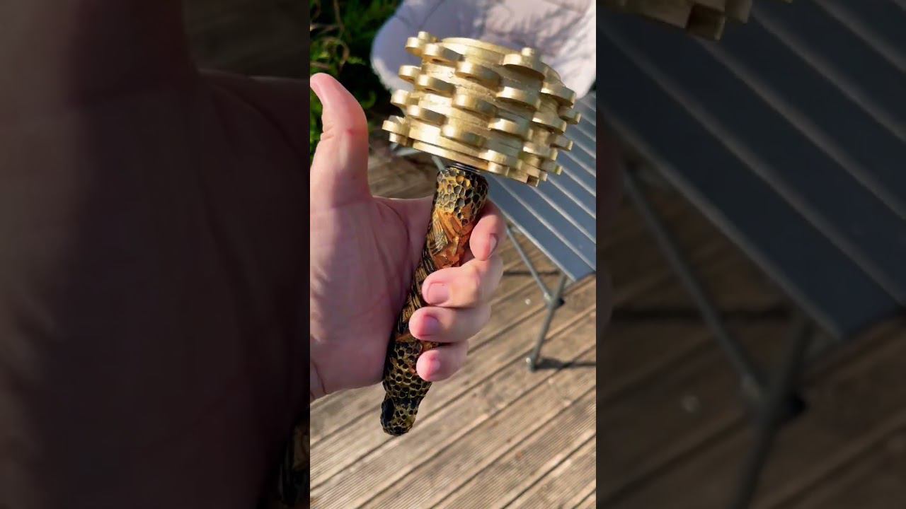 Руническая Мельница с кристаллами внутри смотреть онлайн