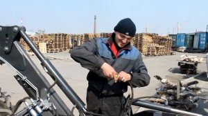 Фронтальный погрузчик Metal-Fach на МТЗ 82.1