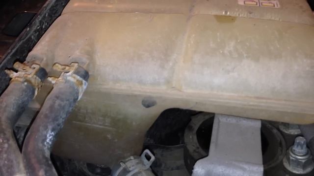 2000-2007 Ford Focus Coolant/Antifreeze Reservoir смотреть онлайн