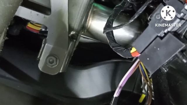 Лада Ларгус не заводится. Не крутит стартер, пахнет гарью. смотреть онлайн