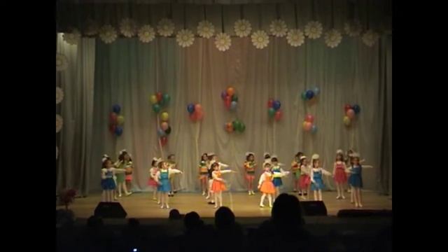 Наша дружная семья (Folk mix dance) смотреть онлайн