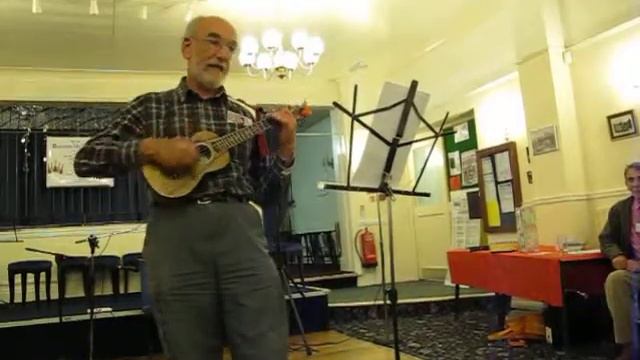 Baildon Ukulele Club May Concert - Paul - 32 смотреть онлайн