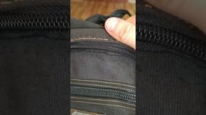 Замена молнии вручную в рюкзаке.