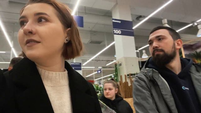 Снова В Строительном & Я Теряю Голос | Влогмас День 9 смотреть онлайн