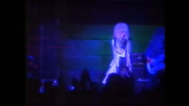 VIXEN - Cryin' , Live in Norway 1988 at Smørøyet 720p смотреть онлайн