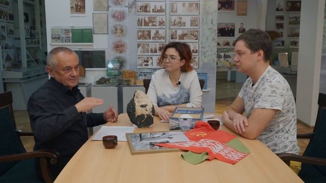 Гигиняк (часть 2) — глобальное потепление, пингвины, белорусские креветки / 5 БУКВ смотреть онлайн