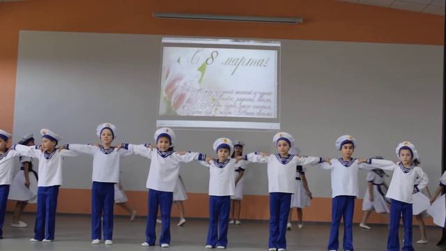 Танец " Морячка" смотреть онлайн