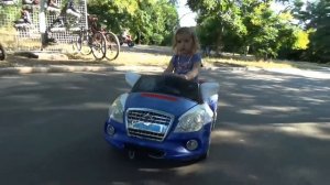 ВЛОГ Катаемся на велосипедах и машинках в парке Одесса VLOG ride toy car and bic