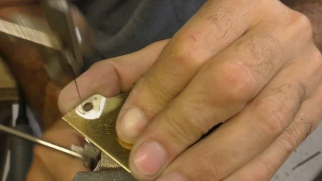 Parrot Clasp Lesson Preview смотреть онлайн