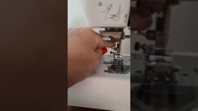 Máquina costura e borda Brother Innovis 950D смотреть онлайн