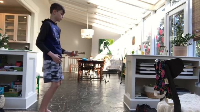 Double Jumping Stick (28 Tricks Later) смотреть онлайн