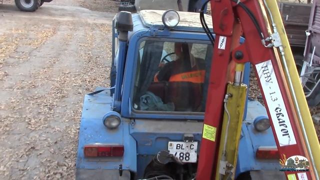 Помогу Роману прицеплять прицеп 2Птс4 к Мтз 82/Заправляем и сеялку VÄDERSTAD/Прибытия комбайна смотреть онлайн