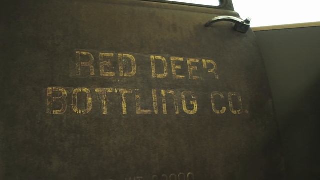 Giant Coke bottle смотреть онлайн