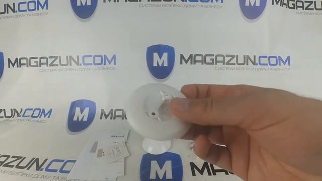 Комплектация IP камеры наблюдения HikVision DS-2CV2U21FD-IW (2.8 мм)