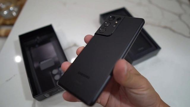 Samsung Galaxy S21 Ultra Unboxing - Phantom Black смотреть онлайн