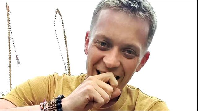 Чому переможець Майстер-шеф Іван Міланович кинув кулінарію, успішний бізнес та поїхав на Балі смотреть онлайн