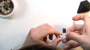 XIAOMI Redmi Note 9 Pro | Как установить симку и флешку в телефон? Открытие слота для карточек!