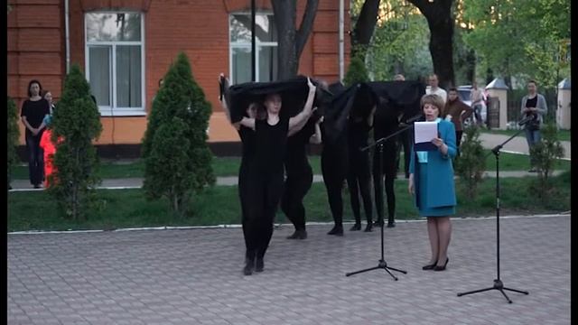 «Живая память» - патриотическая акция у вечного огня. смотреть онлайн