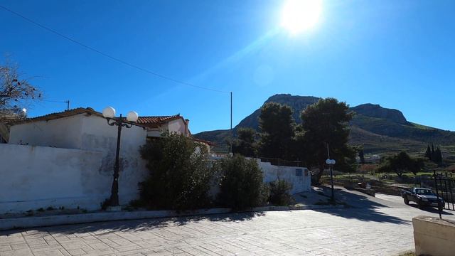 A walk in the historical village of Corinth Greece 🇬🇷 смотреть онлайн