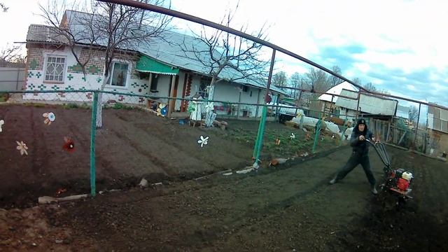 ✅КАК РАБОТАЮТ ФРЕЗЫ "ГУСИНЫЕ ЛАПКИ" ПО СЫРОМУ УЧАСТКУ.ВАДИК НАШЕЛ СЧАСТЛИВУЮ ? ?СОВЕТСКУЮ ПОДКОВУ.. смотреть онлайн