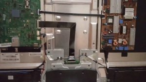 ТВ Samsung UE40D5000PW - не включается, 5 раз моргает светодиод.