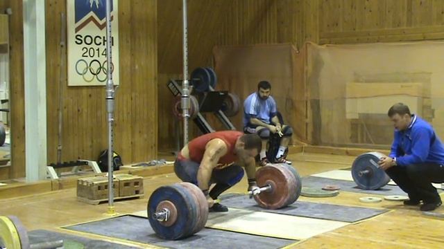 Weightlifting, Vasiliy Polovnikov & Vladimir Safonov, clean pulls 260kg x3, 03/2014 смотреть онлайн