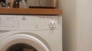 Здравствуйте, во время стирки возникла ошибка F04. Выключила...