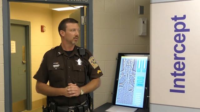Keen, Hall Demonstrate Regional Jail's New Full Body Scanner смотреть онлайн