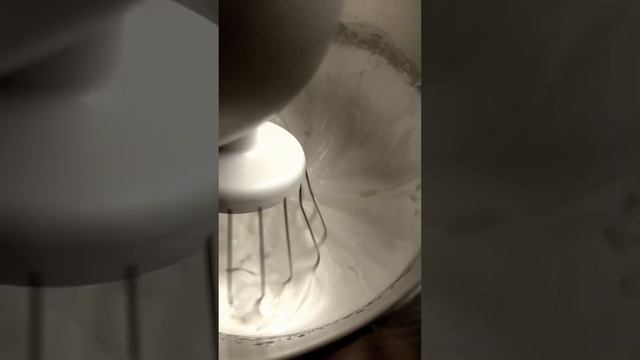 Яблочный пирог с меренгой. #рецепт #пп #меренга #шарлотка смотреть онлайн