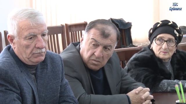 15 ноября в администрации Буйнакска прошло совещание предпринимателей города и района смотреть онлайн