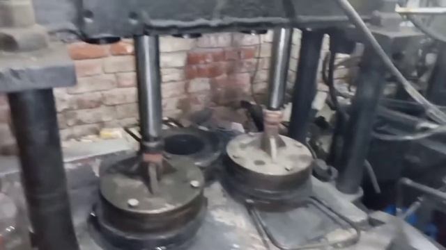 Grass cutter machine rubber tyre making | Small rubber Tyres making | Khalid Engineering смотреть онлайн