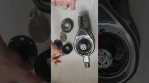 Вертикальный беспроводной пылесос ILIFE H50 как разобрать и почистить, если начал шуметь и засорилс