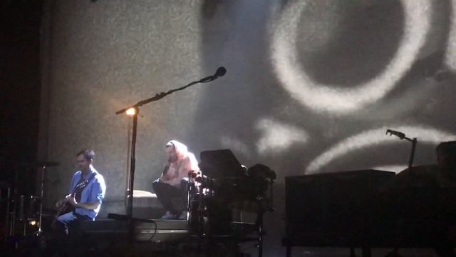 Bastille || The Descent @ Vienna Gasometer 23/02/19 смотреть онлайн