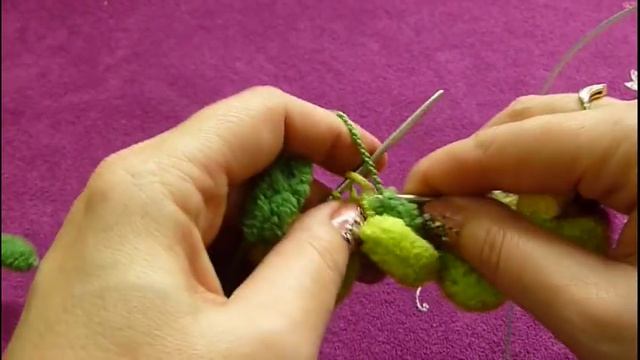 Вяжем из помпонной пряжи.Плед, вязанный спицами.Pom Pom Wool Knitting