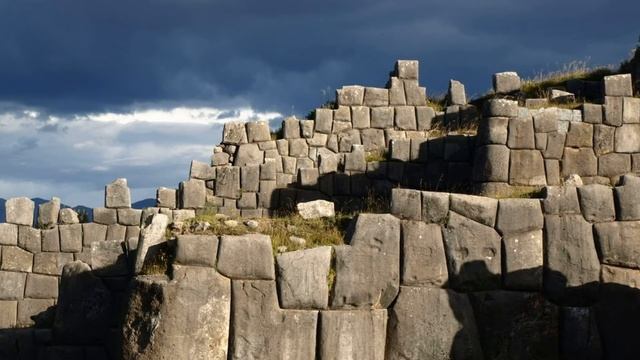 Какаие тайны хранят Мегалиты Саксайуамана