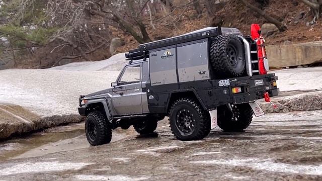 1/10 Scale RC4WD TF2&Axial SCX10 III TOYOTA LAND CRUISER Serise LC70/LC80 Off-road Trail 4X4 RC Car