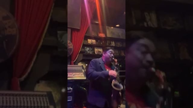 “Koh Mr.Saxman & Doru Apreotesei Moon river” Koh Play Theo Wanne Gaia4 HR смотреть онлайн