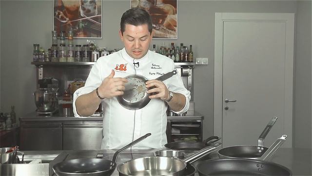 Как правильно подготовить сковороду к использованию. смотреть онлайн