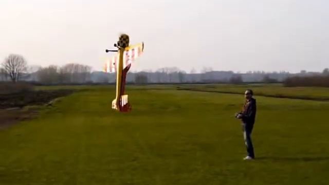 YAK 55M Tom смотреть онлайн