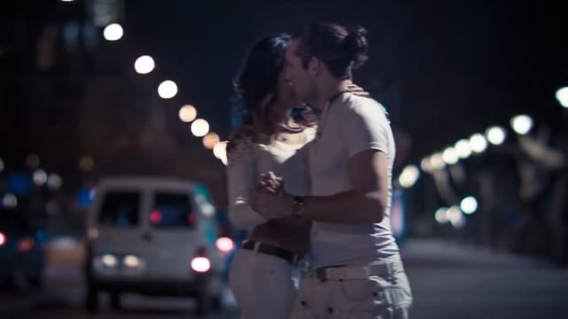 World Team Project - Isabelle and Felicien Kizomba - Mil Pasos (1st season) смотреть онлайн