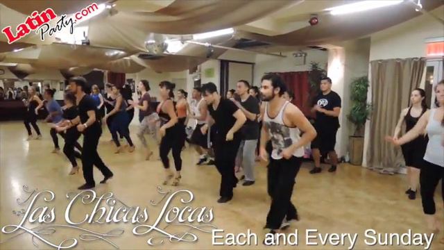 Karel & Marco - Las Chicas Locas - LatinParty.com смотреть онлайн