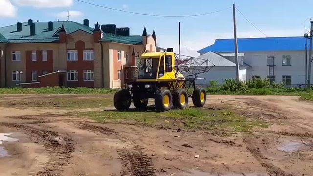 Самоходный опрыскиватель смотреть онлайн