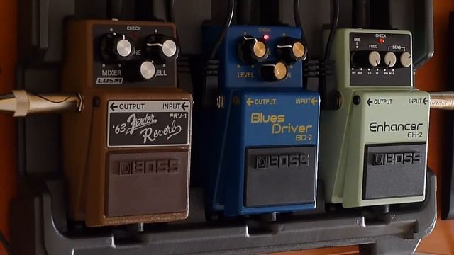 BOSS Pedalboard Test (Blues setting) смотреть онлайн