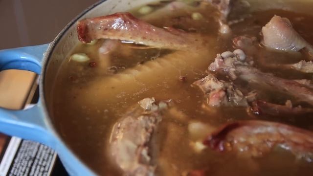 Bone Broths and Stocks: Everything You Need to Know смотреть онлайн