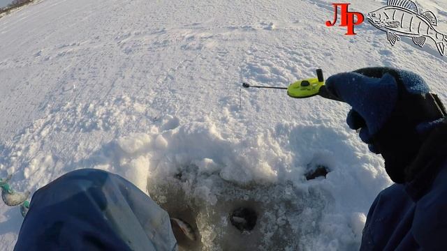 Лучшая блесна для ловли окуня.Или как я сезон открыл. смотреть онлайн