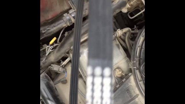 Замена ремня генератора Mazda REVUE (Mazda 121 DB) смотреть онлайн