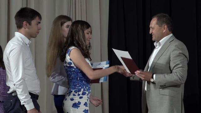 Торжественное вручение красных дипломов выпускникам колледжа БГПУ им. М. Акмуллы. смотреть онлайн